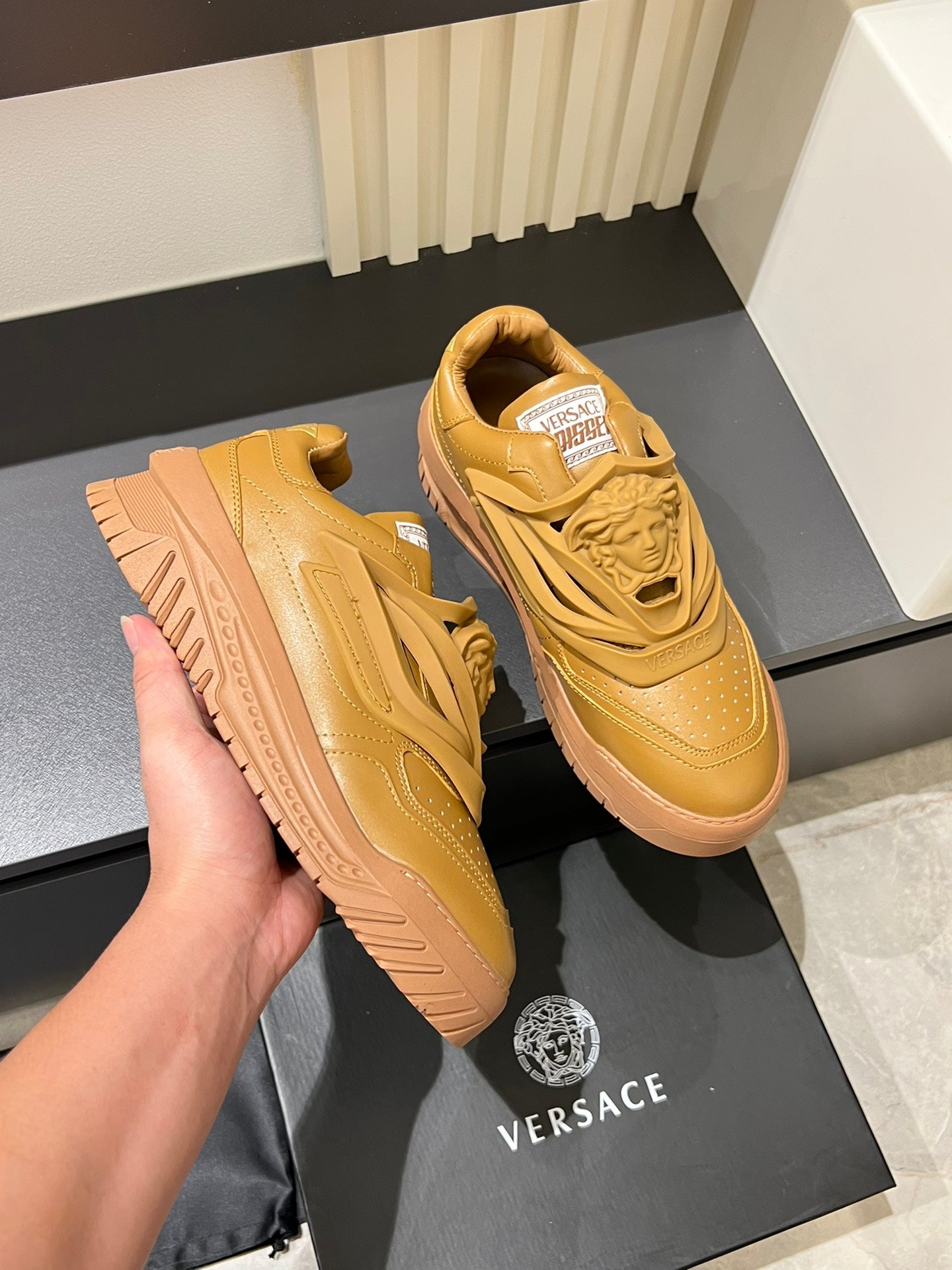 LuxluxHouse Best Quality Shoes Versace