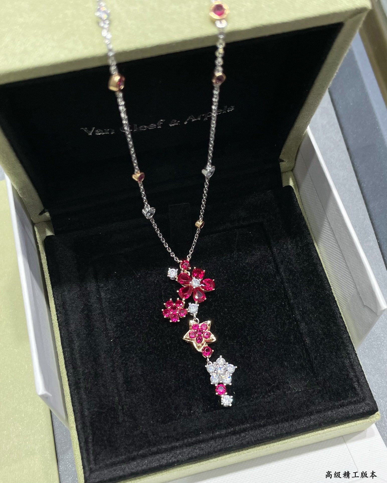 LuxluxHouse Best Quality Accessories Van Cleef & Arpels