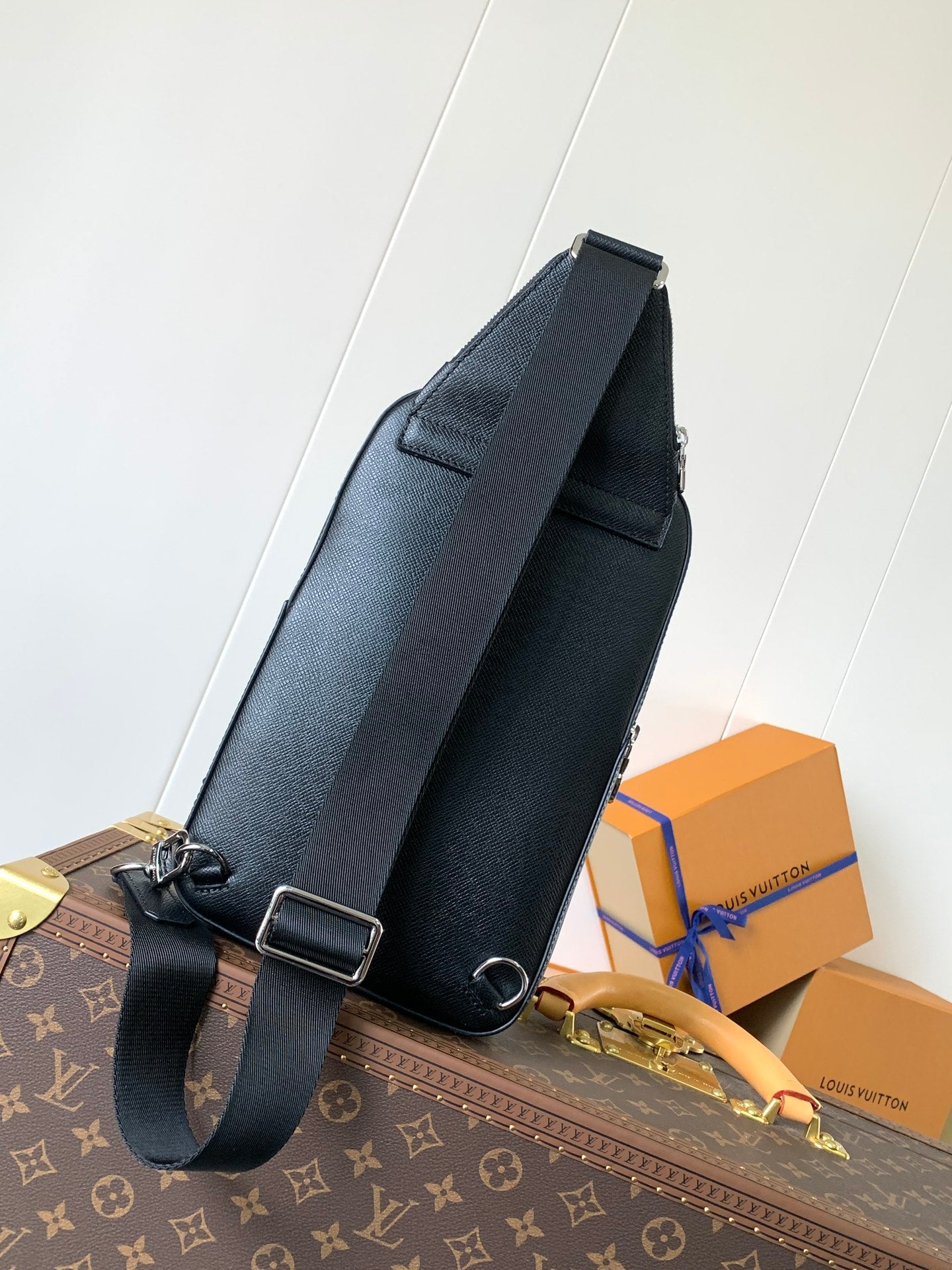 LuxluxHouse Best Quality Bags Louis Vuitton Men