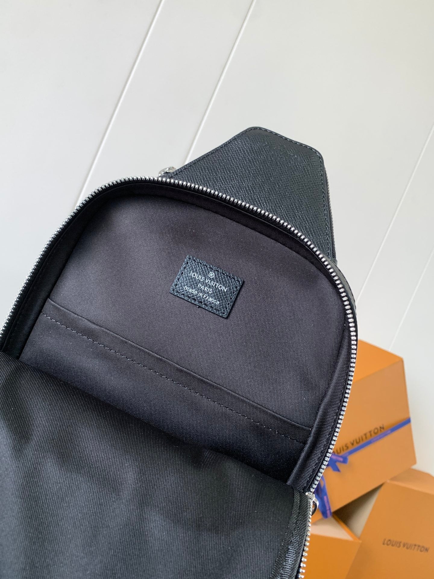 LuxluxHouse Best Quality Bags Louis Vuitton Men
