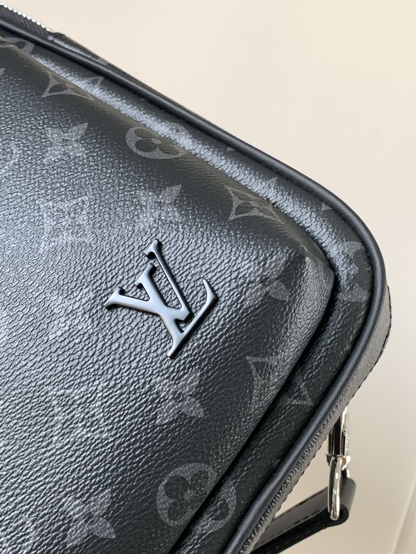 LuxluxHouse Best Quality Bags Louis Vuitton Men