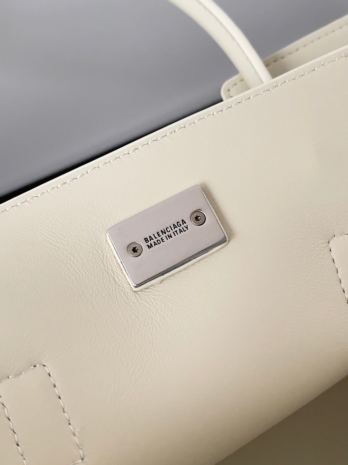 LuxluxHouse Best Quality Bags Balenciaga