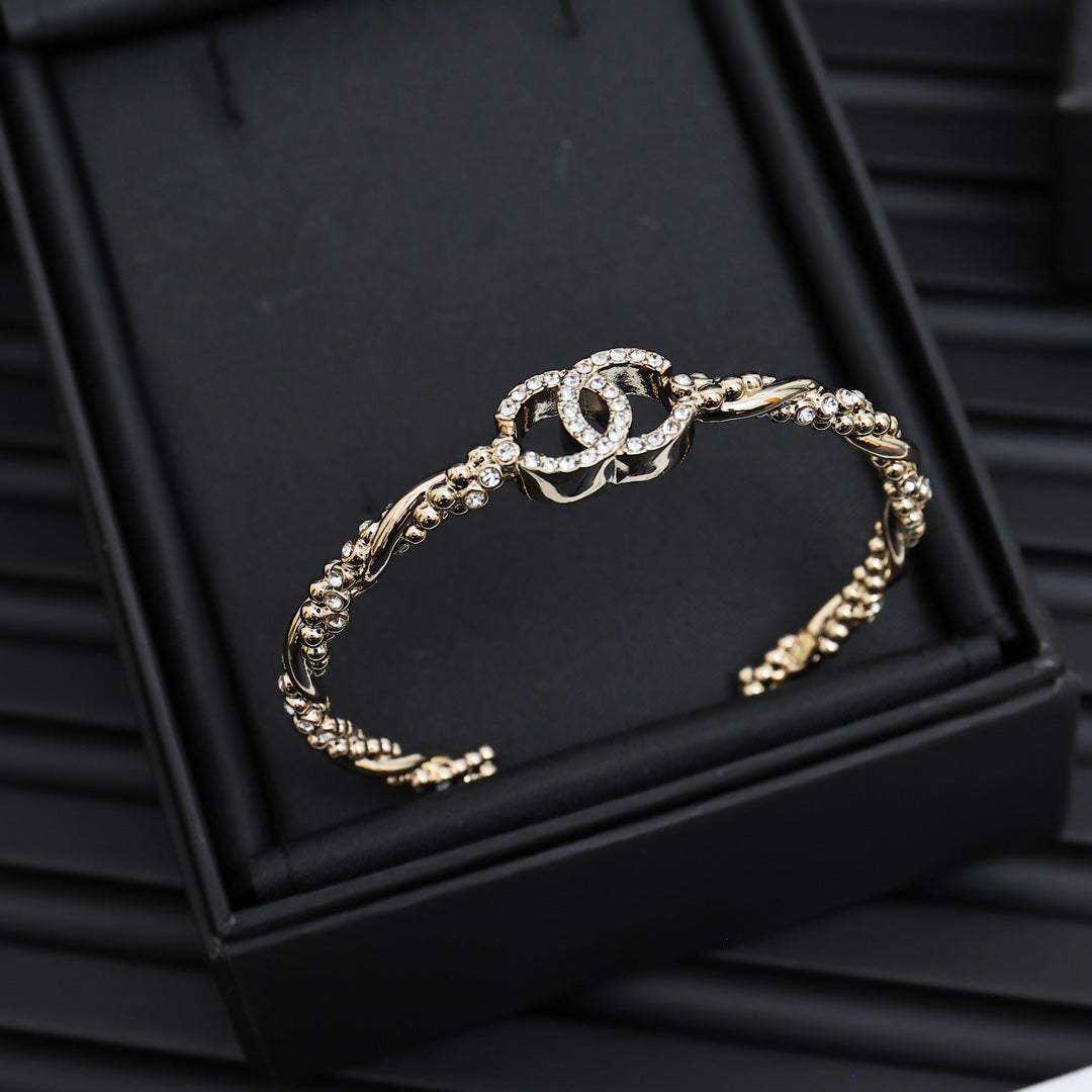 LuxluxHouse Best Quality Accessories Bracelet Bracelet Earrings Chanel Earrings