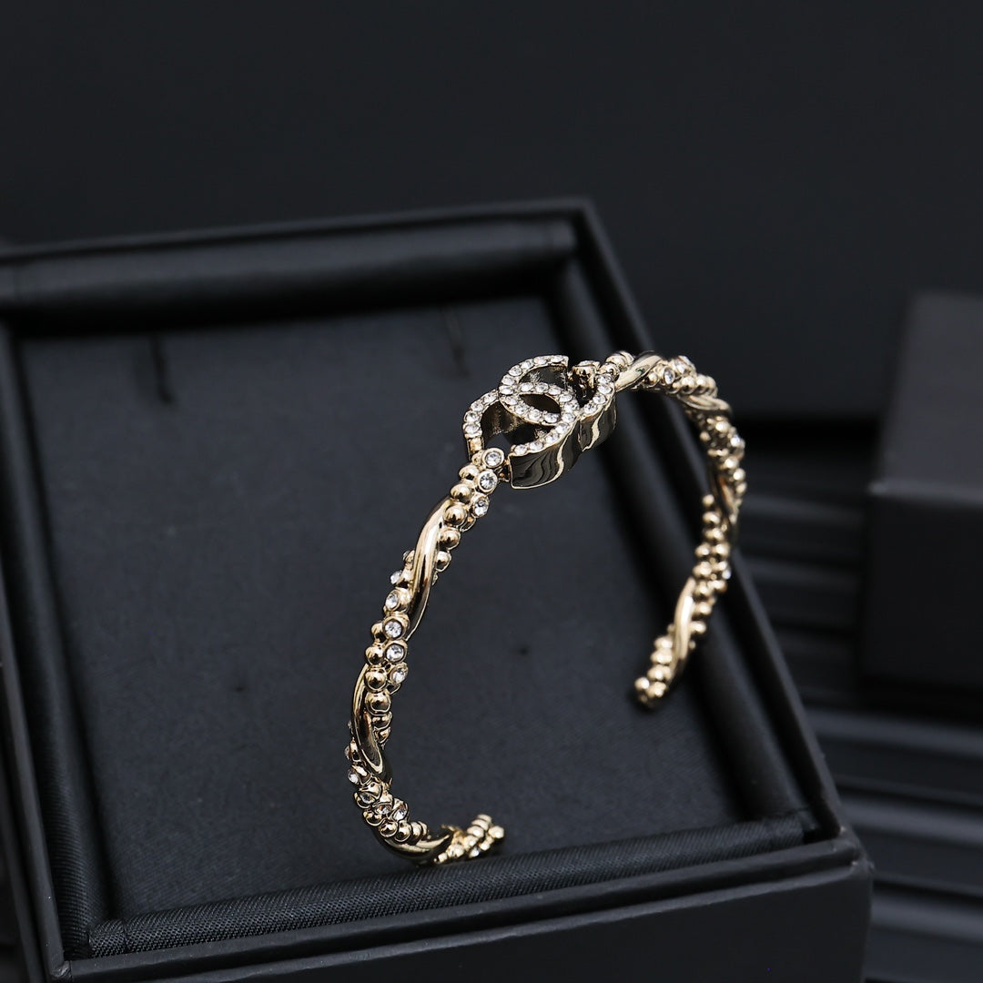 LuxluxHouse Best Quality Accessories Bracelet Bracelet Earrings Chanel Earrings
