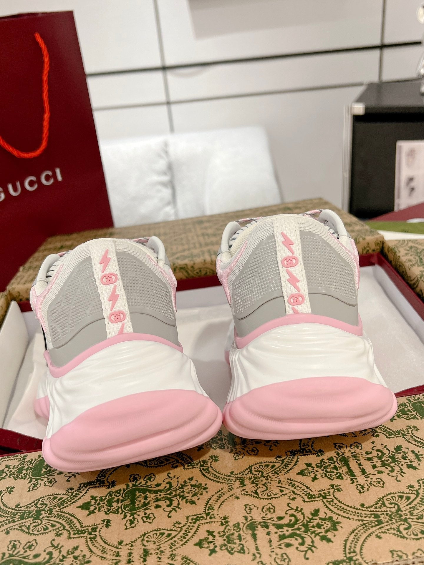 LuxluxHouse Best Quality Gucci Women Shoes