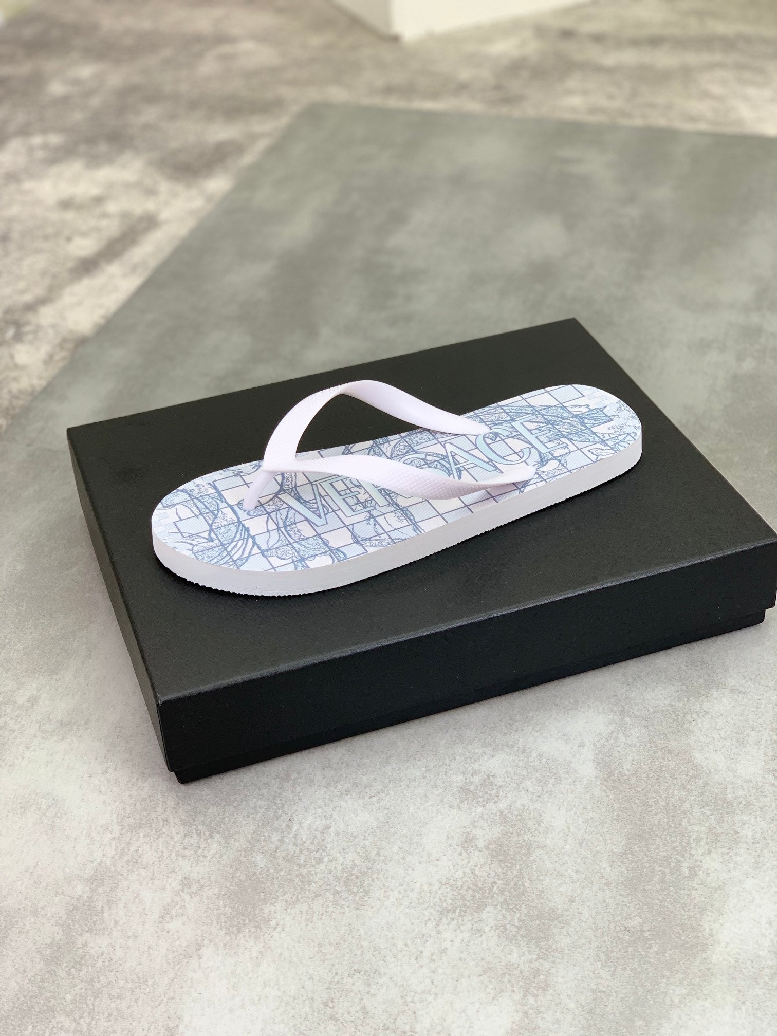 LuxluxHouse Best Quality Sandals Versace
