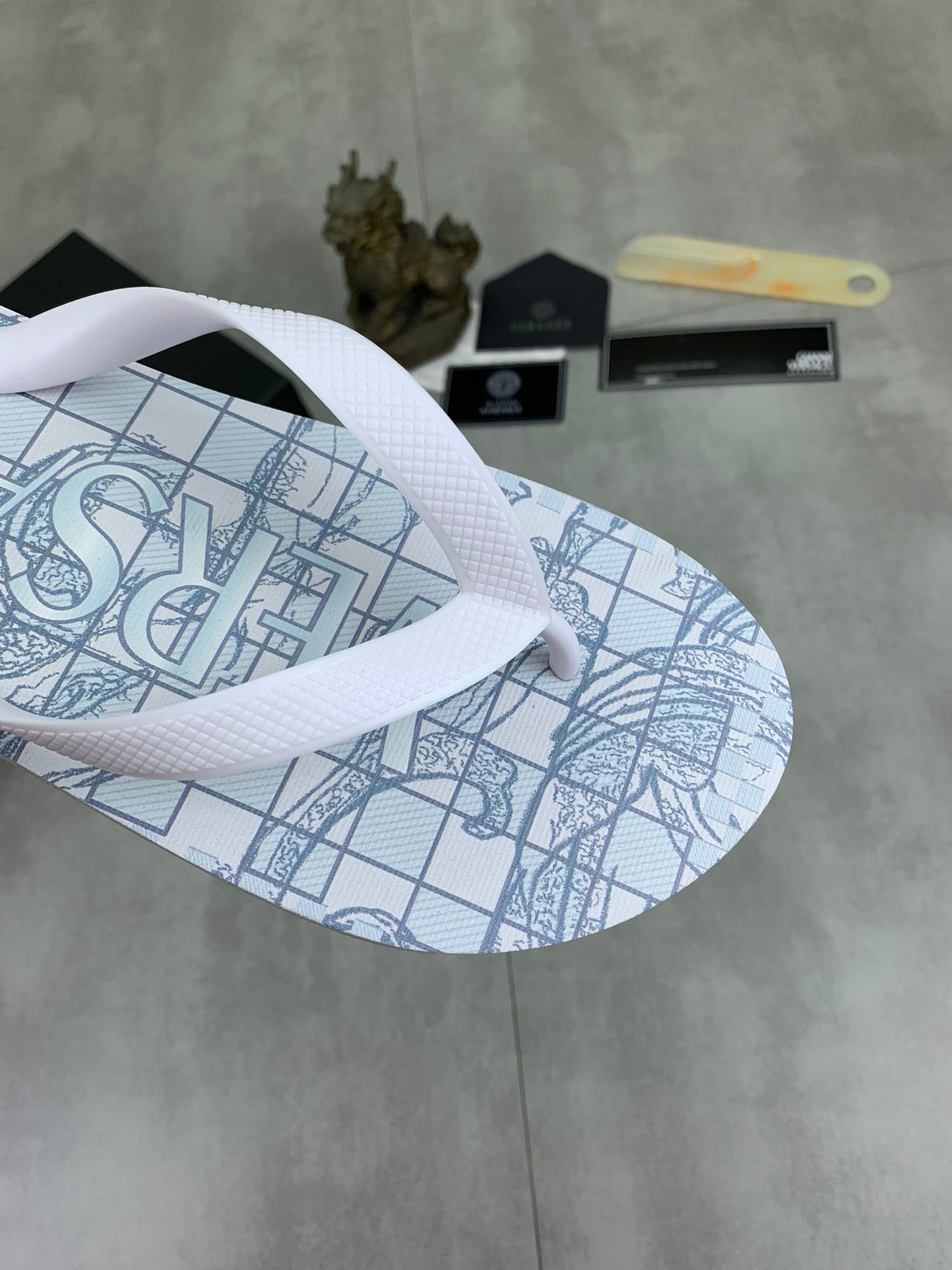 LuxluxHouse Best Quality Sandals Versace