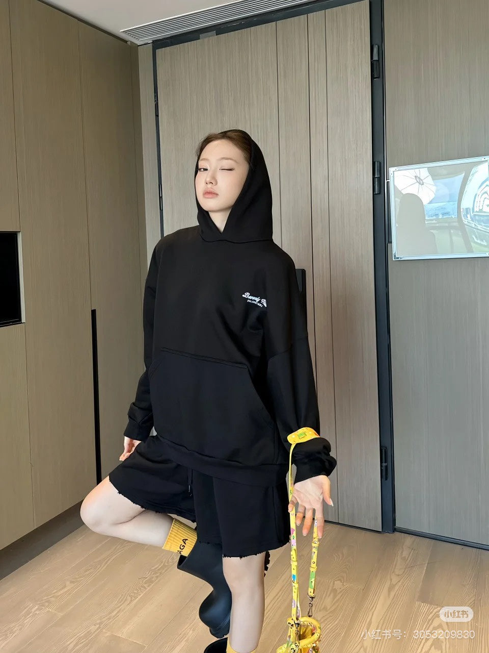 LuxluxHouse Best Quality Clothes Balenciaga Hoodie & Sweater
