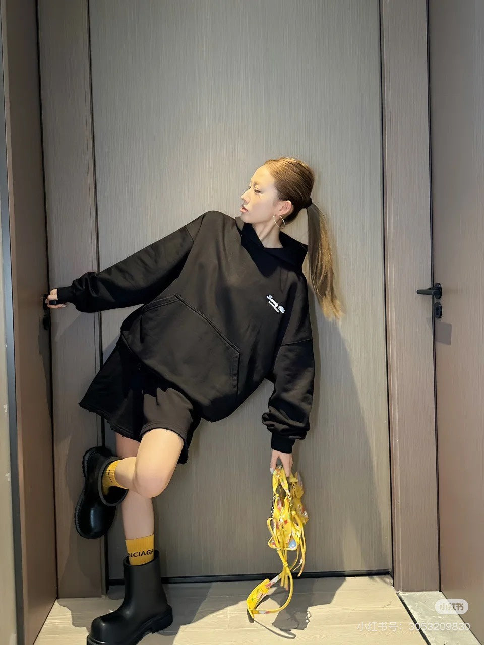 LuxluxHouse Best Quality Clothes Balenciaga Hoodie & Sweater