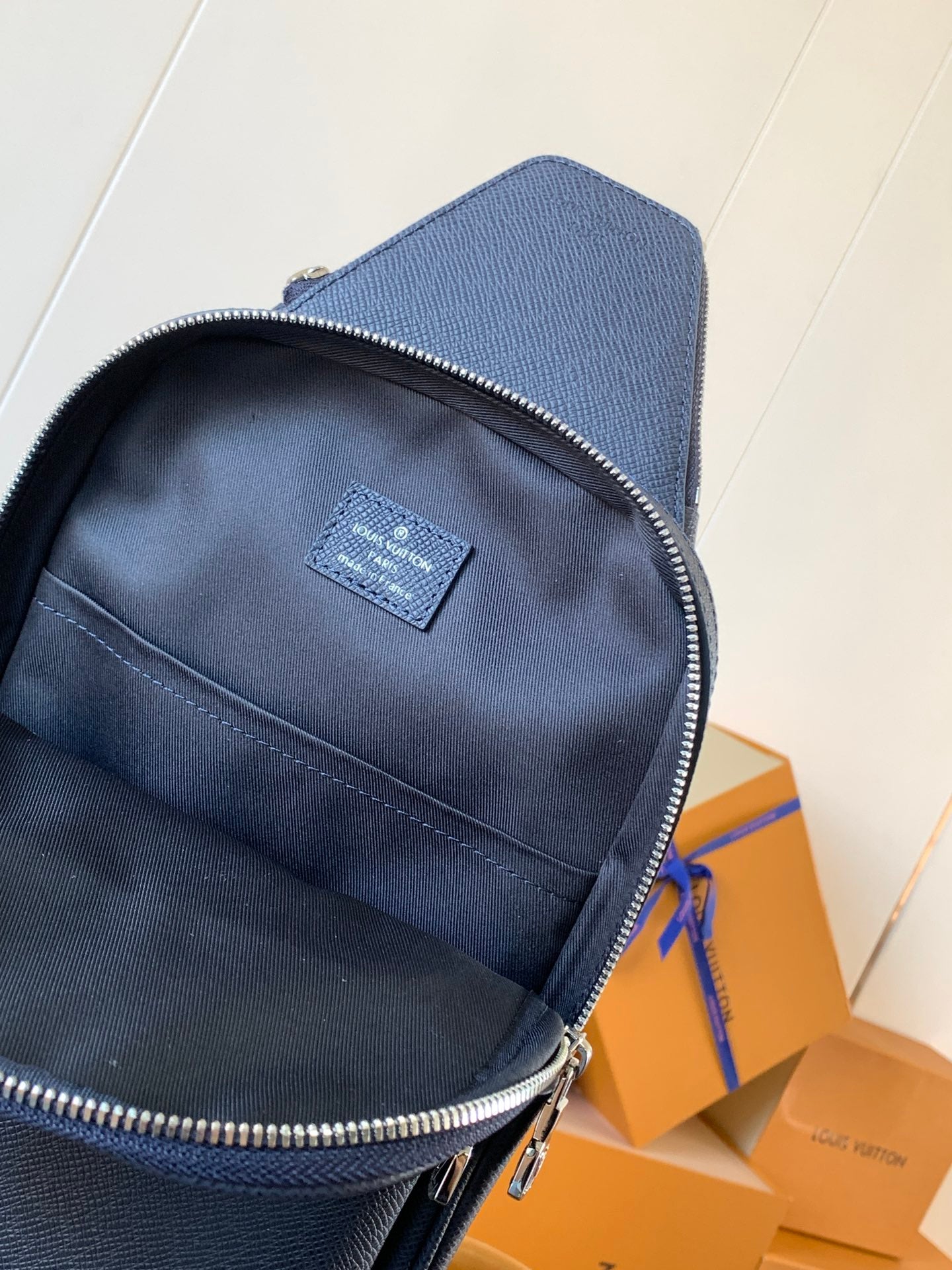 LuxluxHouse Best Quality Bags Louis Vuitton Men