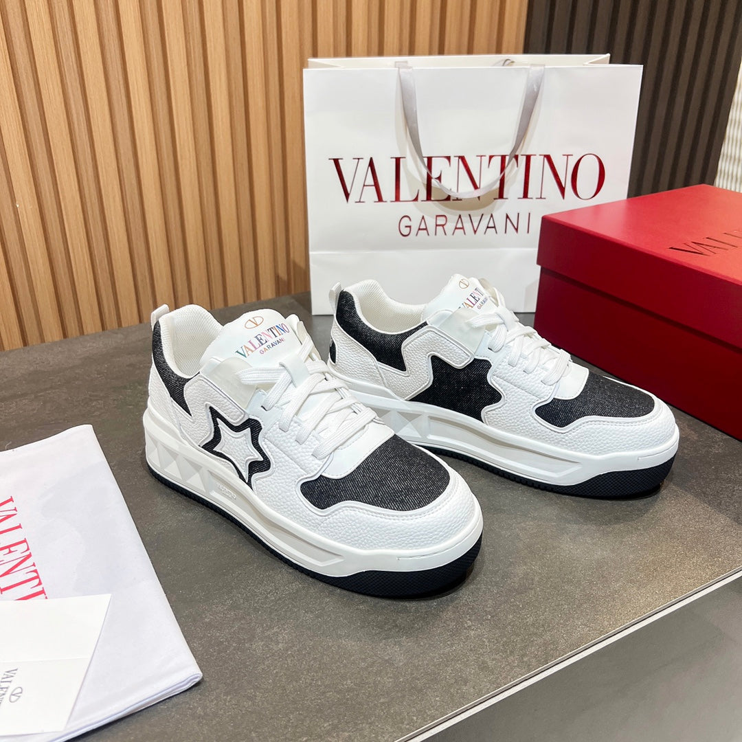 LuxluxHouse Best Quality Shoes Valentino