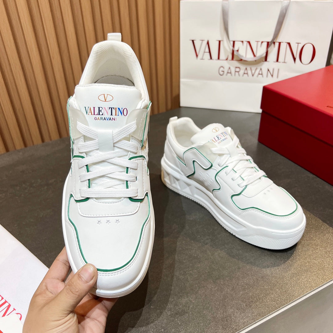 LuxluxHouse Best Quality Shoes Valentino