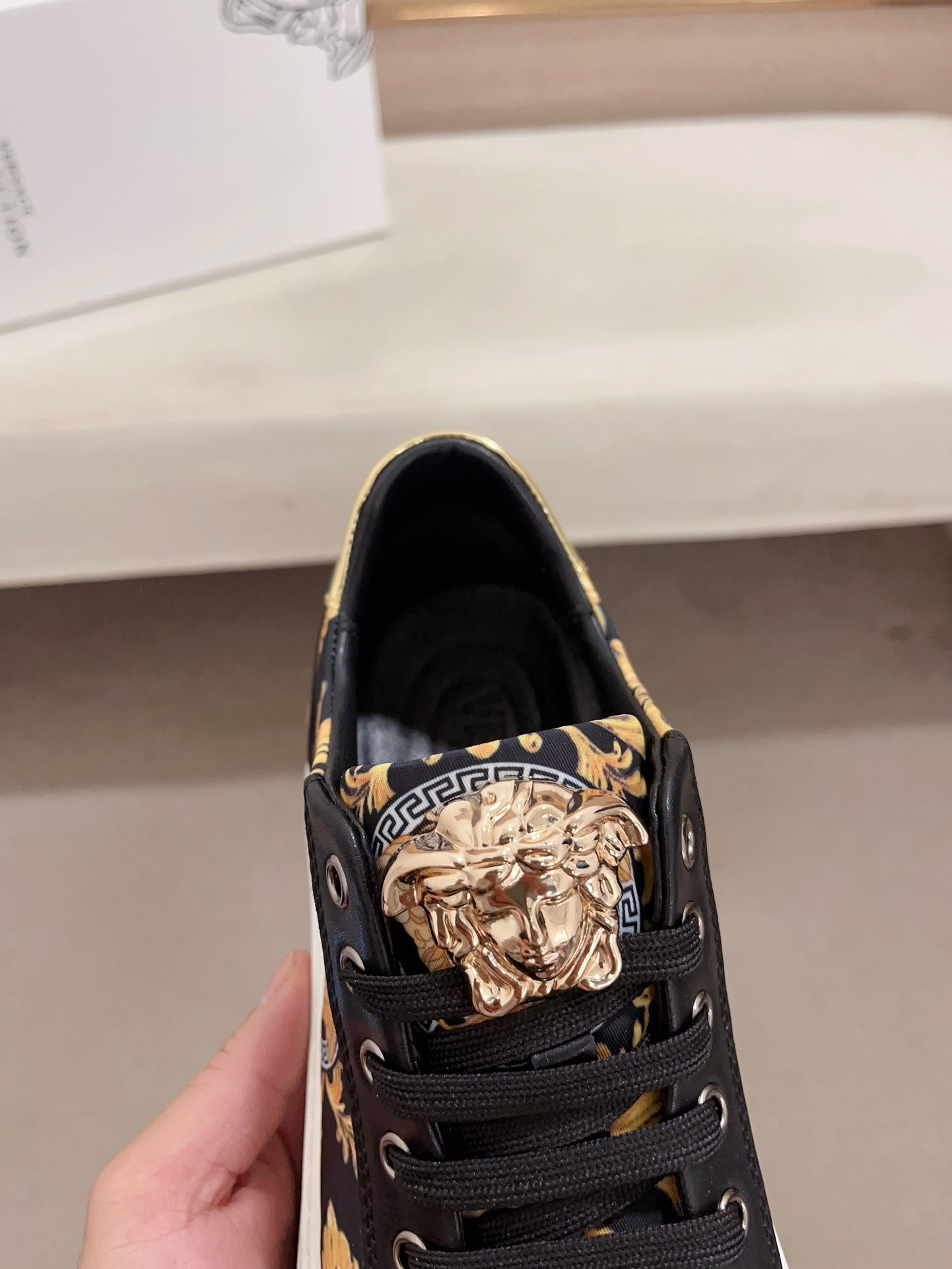 LuxluxHouse Best Quality Shoes Versace