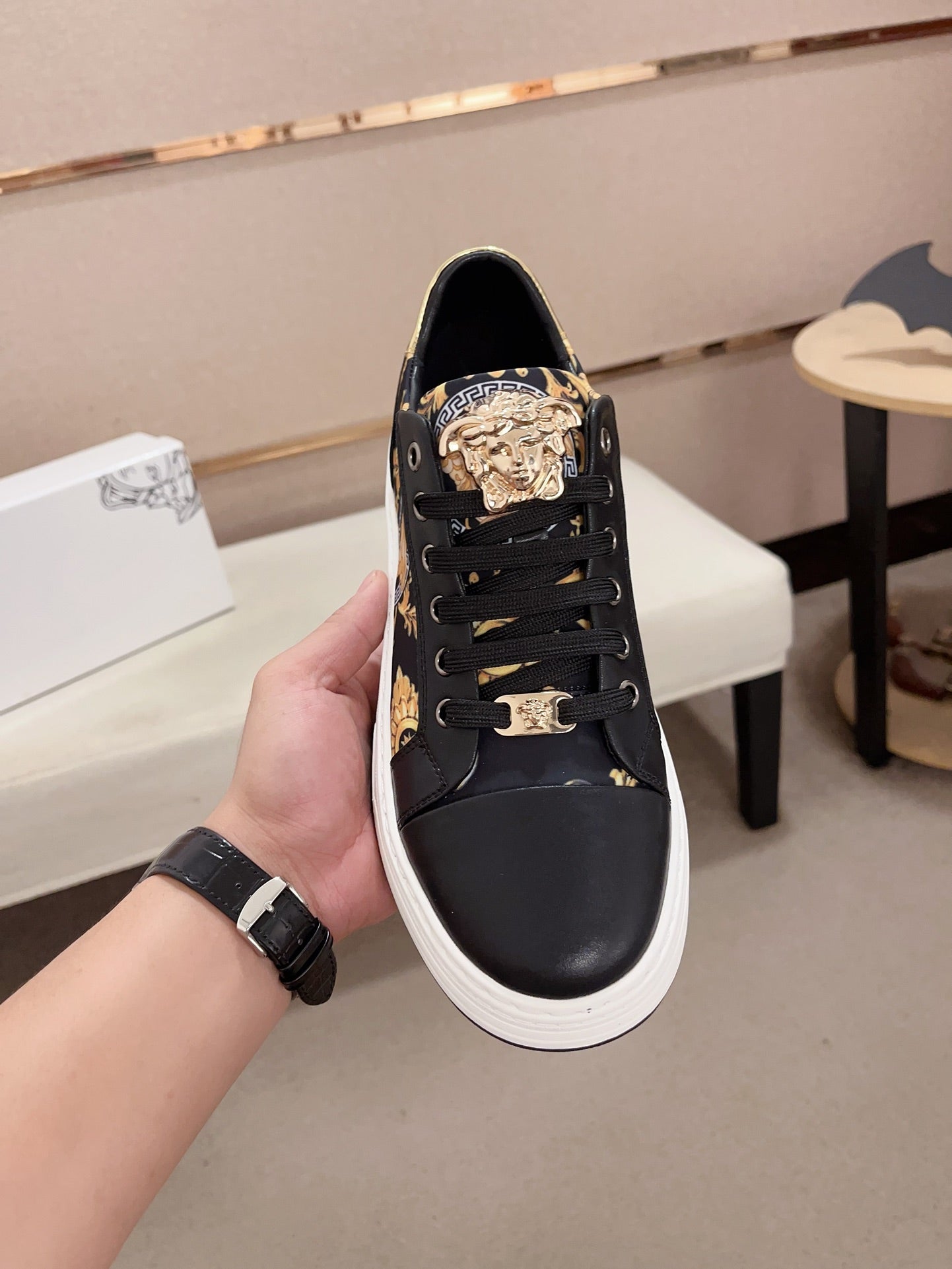 LuxluxHouse Best Quality Shoes Versace