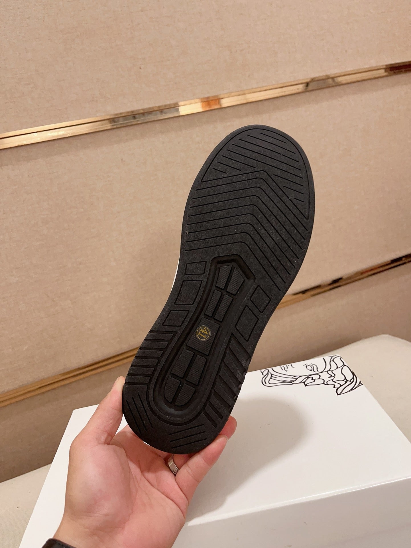 LuxluxHouse Best Quality Shoes Versace