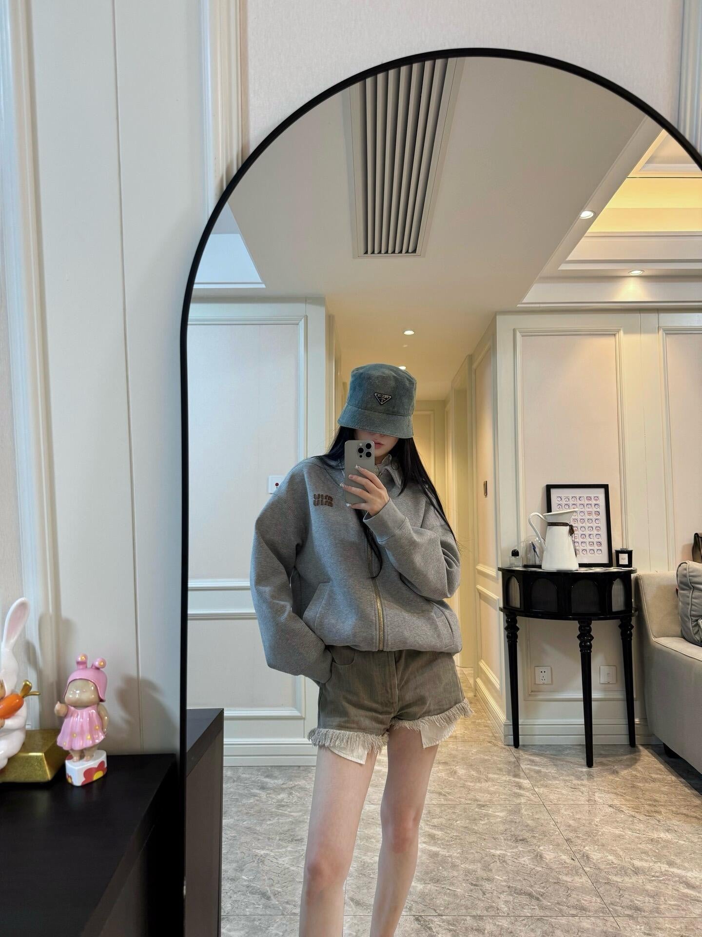 LuxluxHouse Best Quality Clothes Miu Miu Hoodie & Sweater