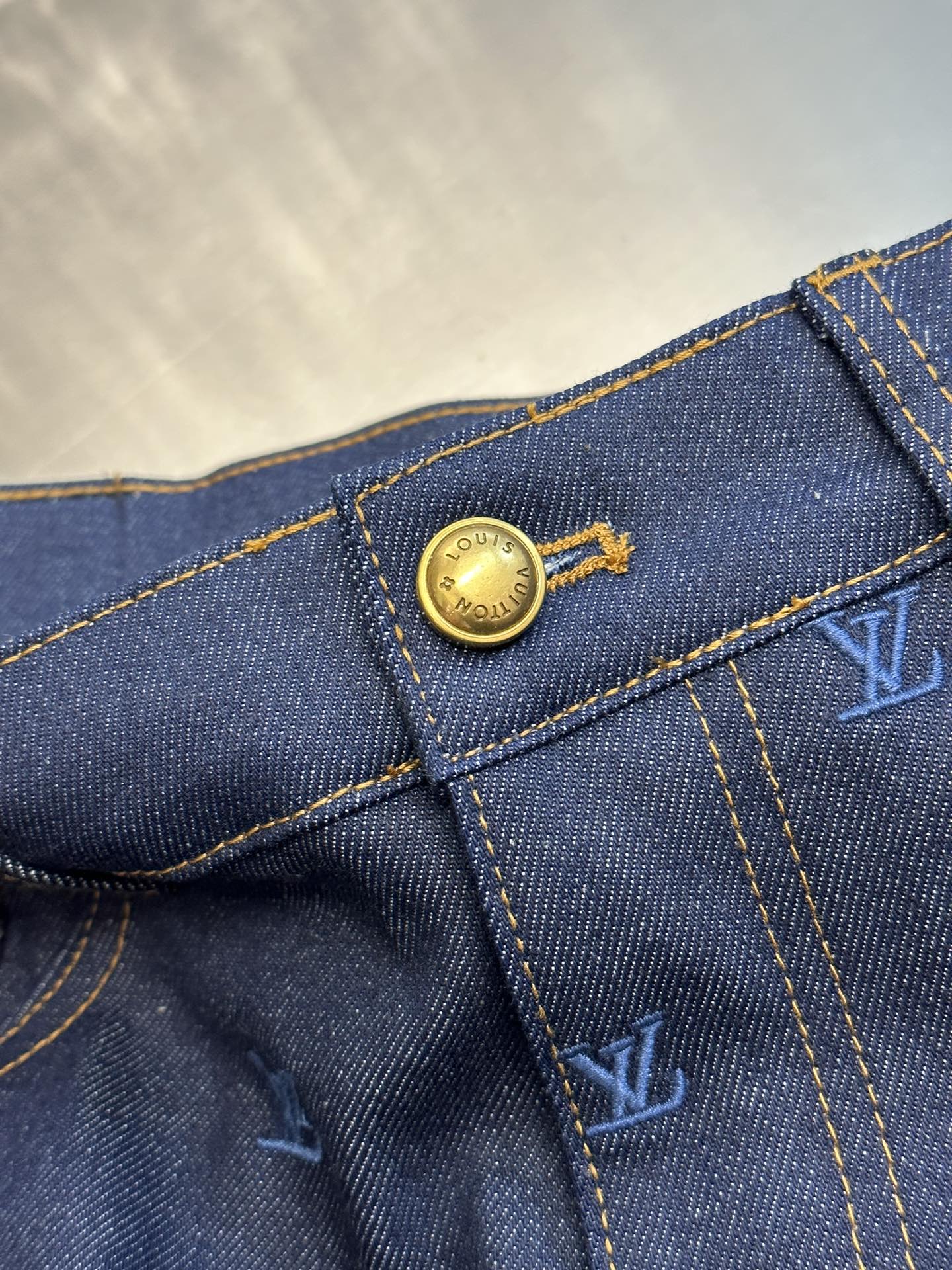 LuxluxHouse Best Quality Clothes Pants Louis Vuitton