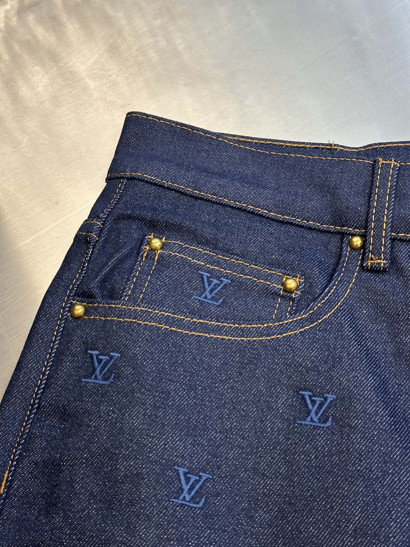 LuxluxHouse Best Quality Clothes Pants Louis Vuitton