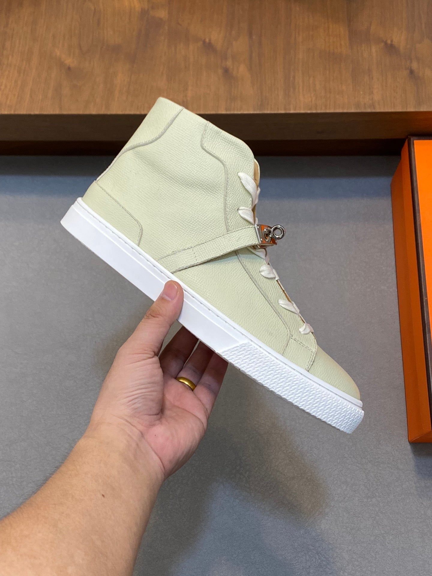LuxluxHouse Best Quality Shoes Hermes