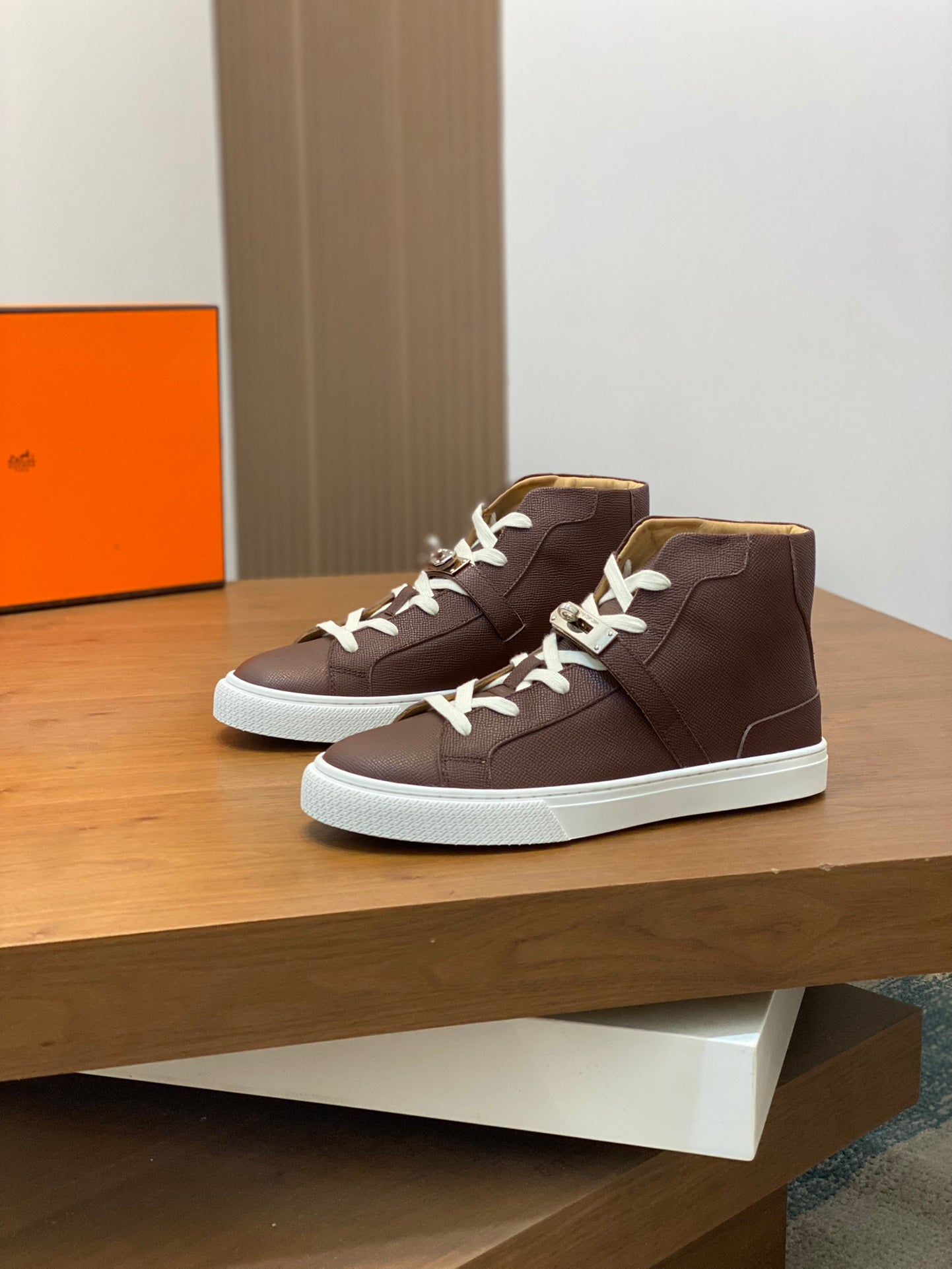 LuxluxHouse Best Quality Shoes Hermes