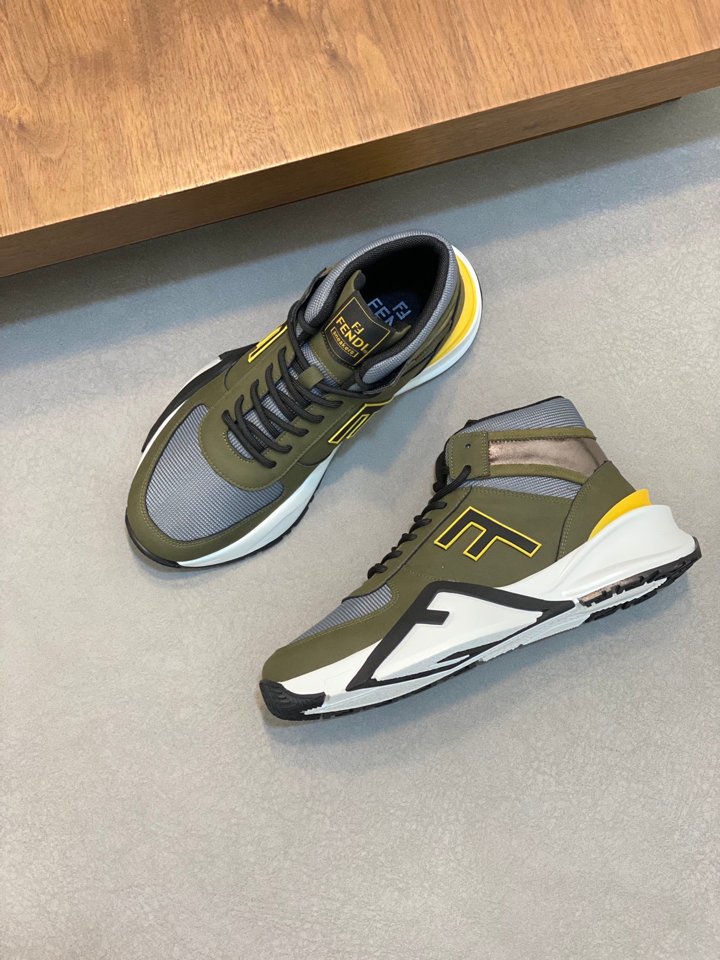 LuxluxHouse Best Quality Shoes Fendi