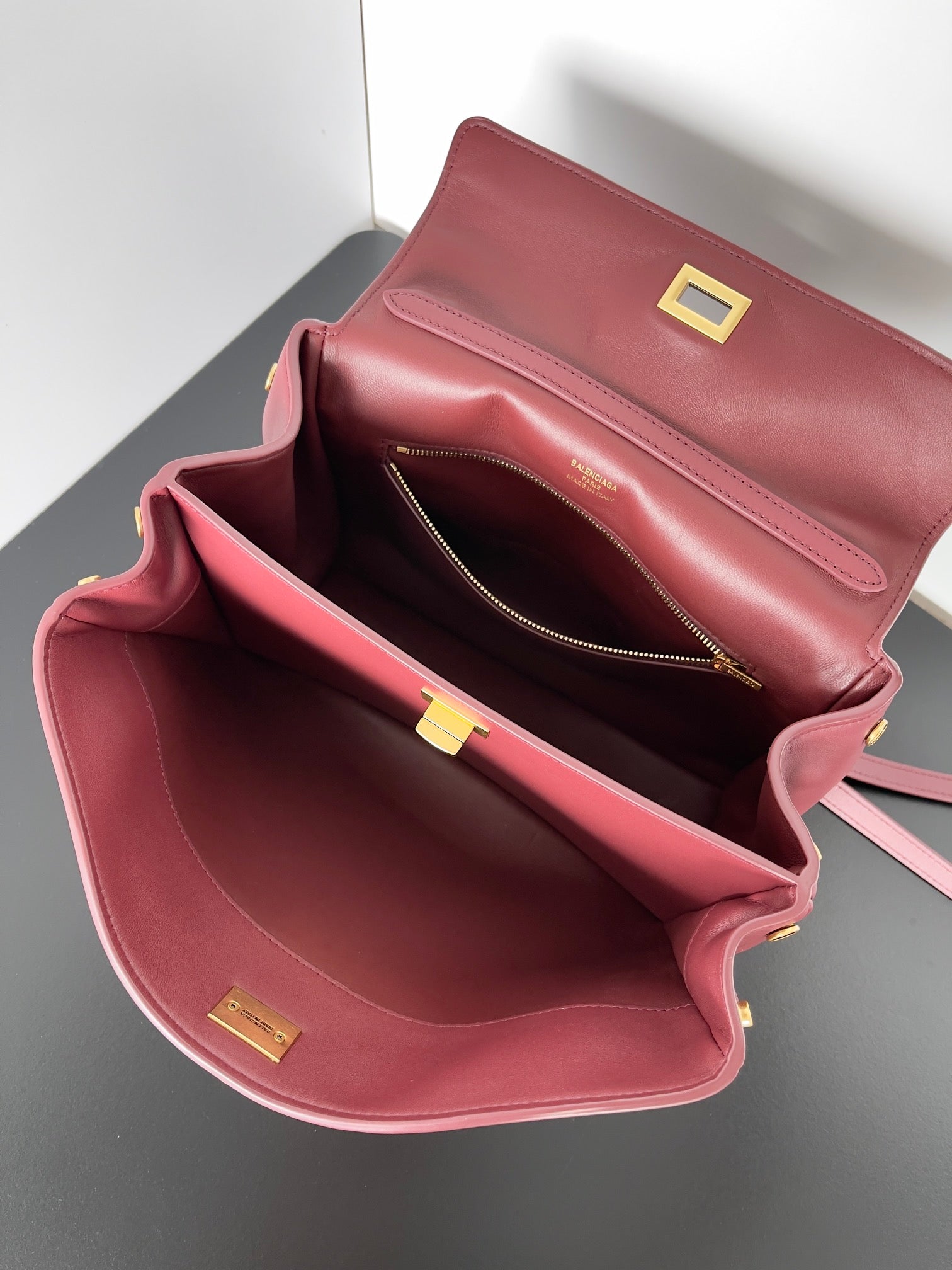 LuxluxHouse Best Quality Bags Balenciaga