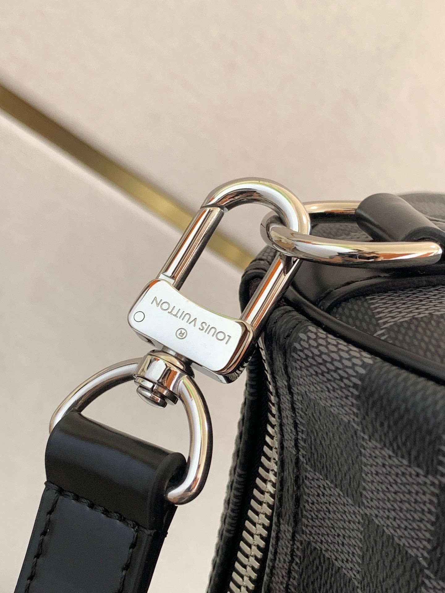 LuxluxHouse Best Quality Bags Best Louis Vuitton Men