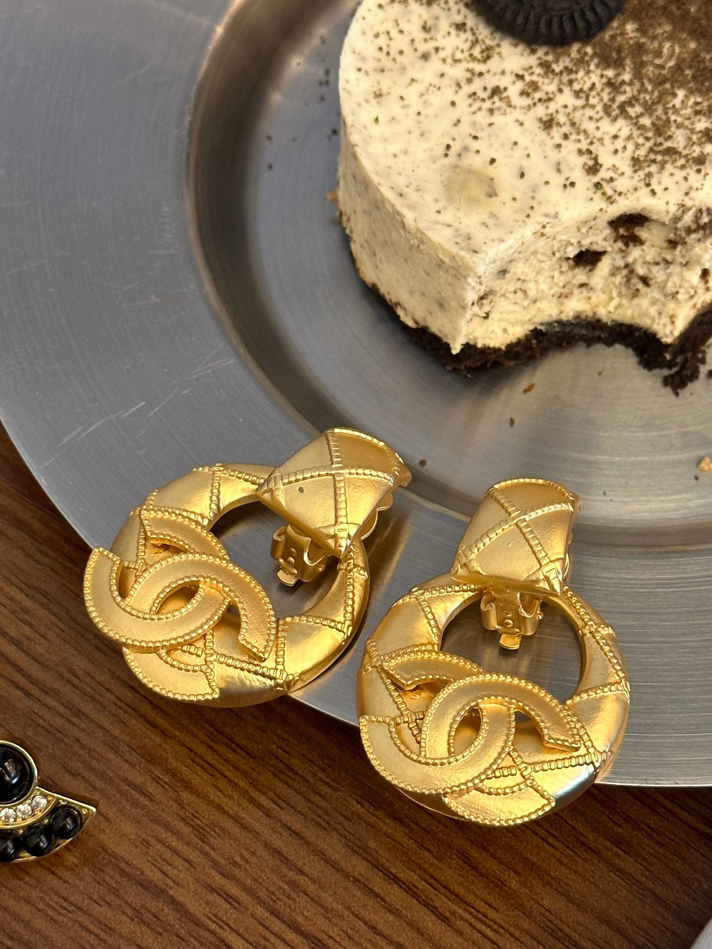 LuxluxHouse Low Price And High Quality Accessories Chanel