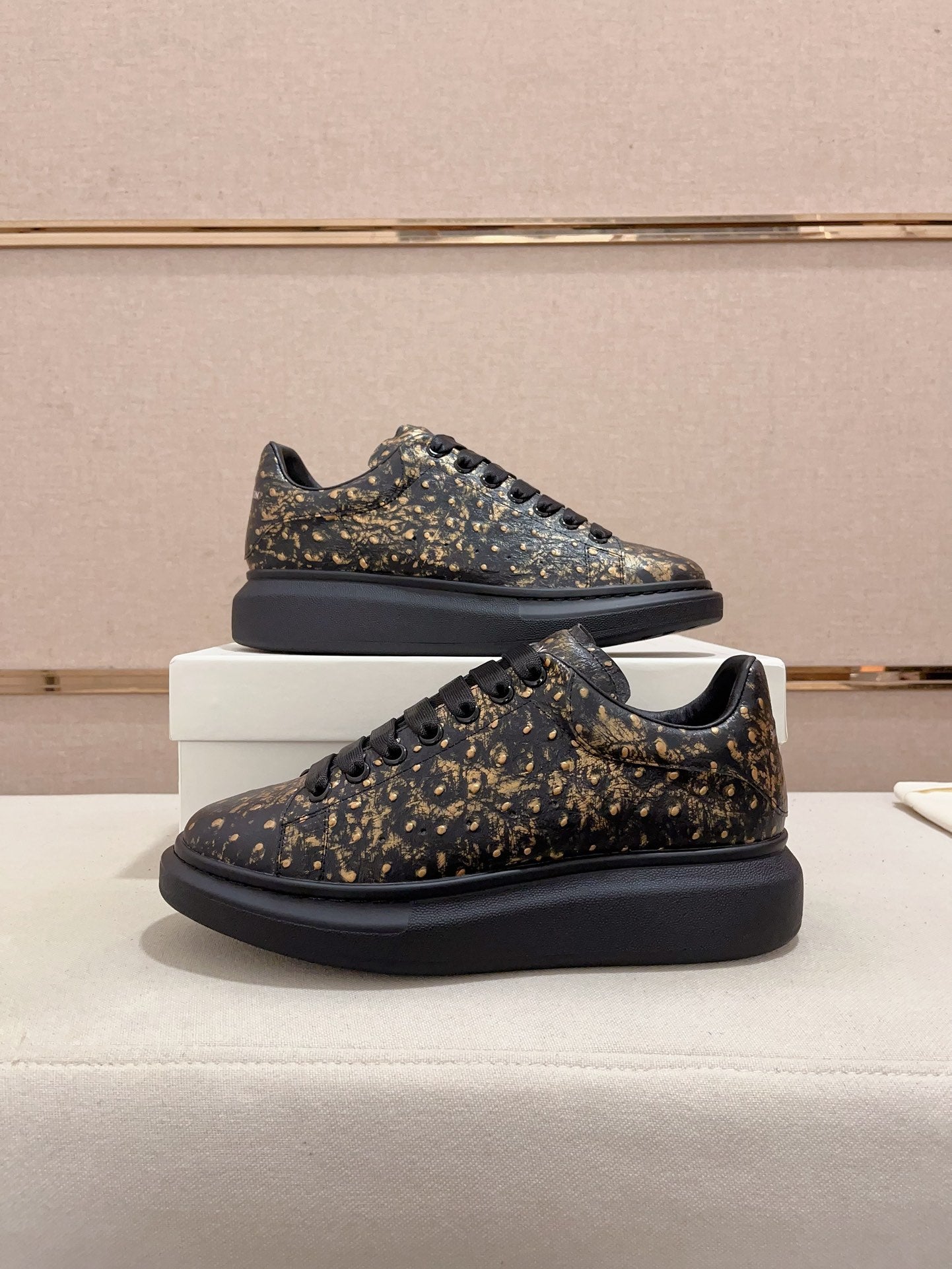 LuxluxHouse Best Quality Shoes Alexander McQueen