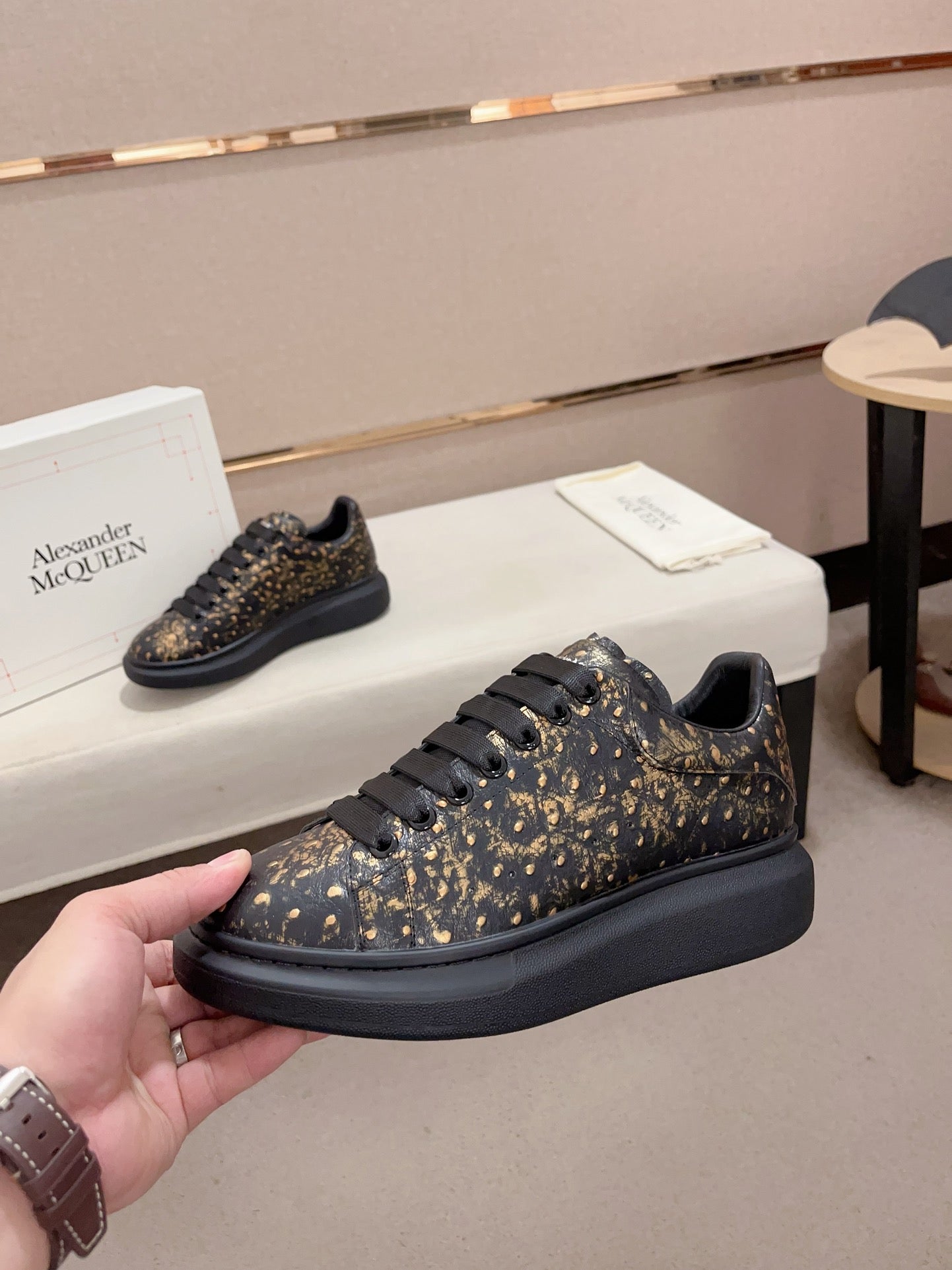 LuxluxHouse Best Quality Shoes Alexander McQueen