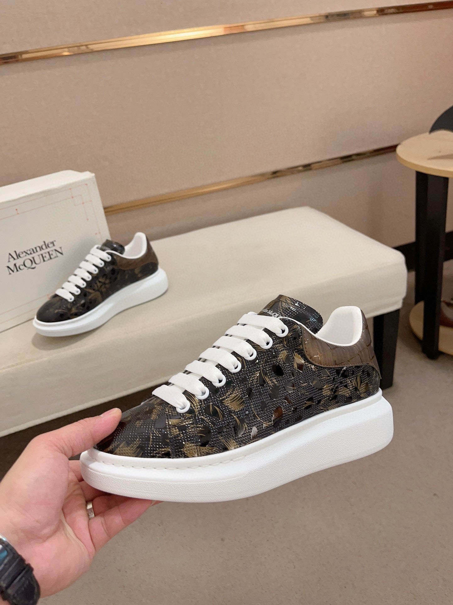 LuxluxHouse Best Quality Shoes Alexander McQueen