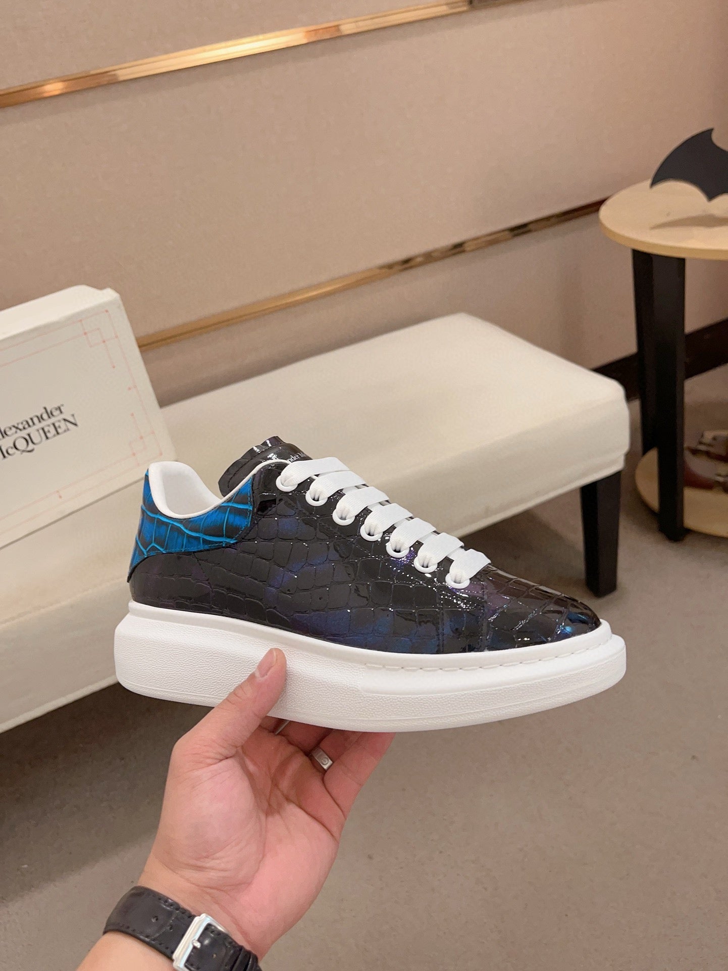 LuxluxHouse Best Quality Shoes Alexander McQueen