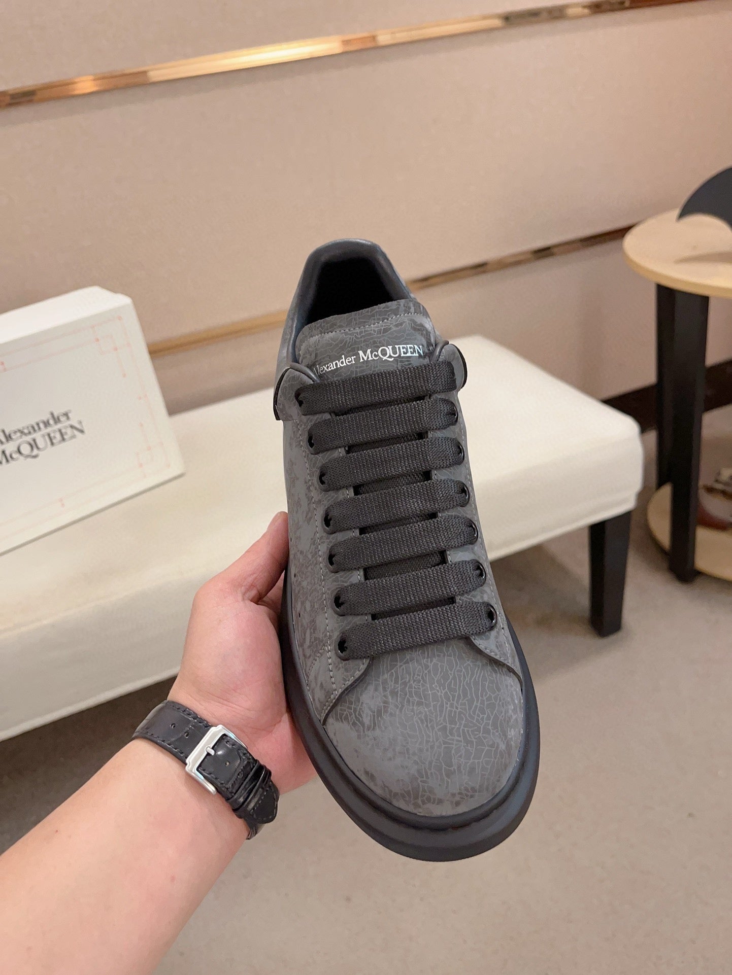 LuxluxHouse Best Quality Shoes Alexander McQueen
