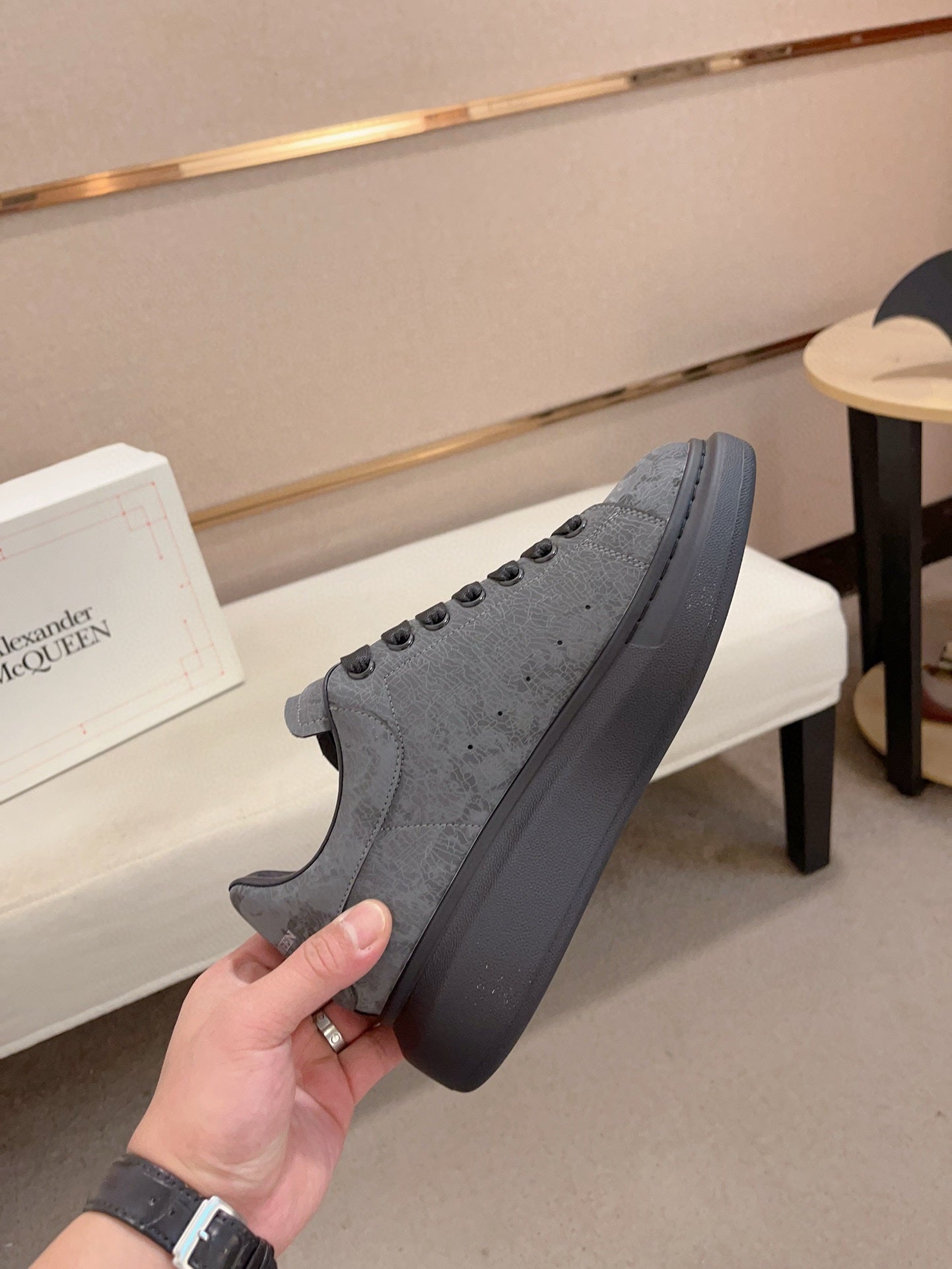 LuxluxHouse Best Quality Shoes Alexander McQueen