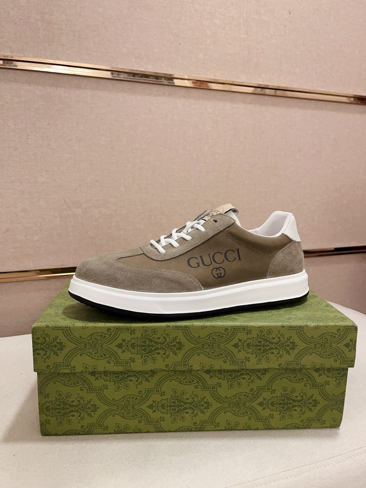 LuxluxHouse Best Quality Shoes Gucci