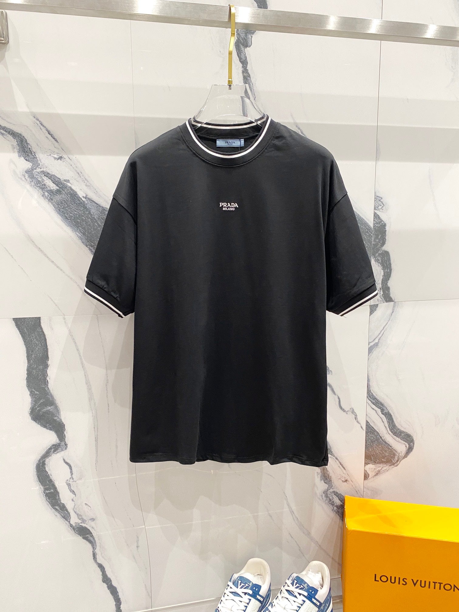 LuxluxHouse Best Quality Clothes T-shirt Prada