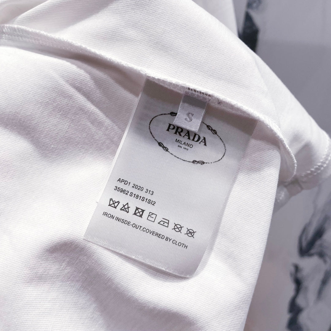 LuxluxHouse Best Quality Clothes T-shirt Prada