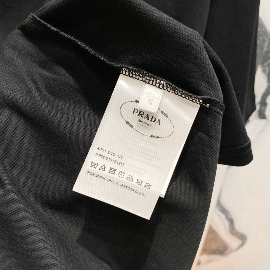 LuxluxHouse Best Quality Clothes T-shirt Prada