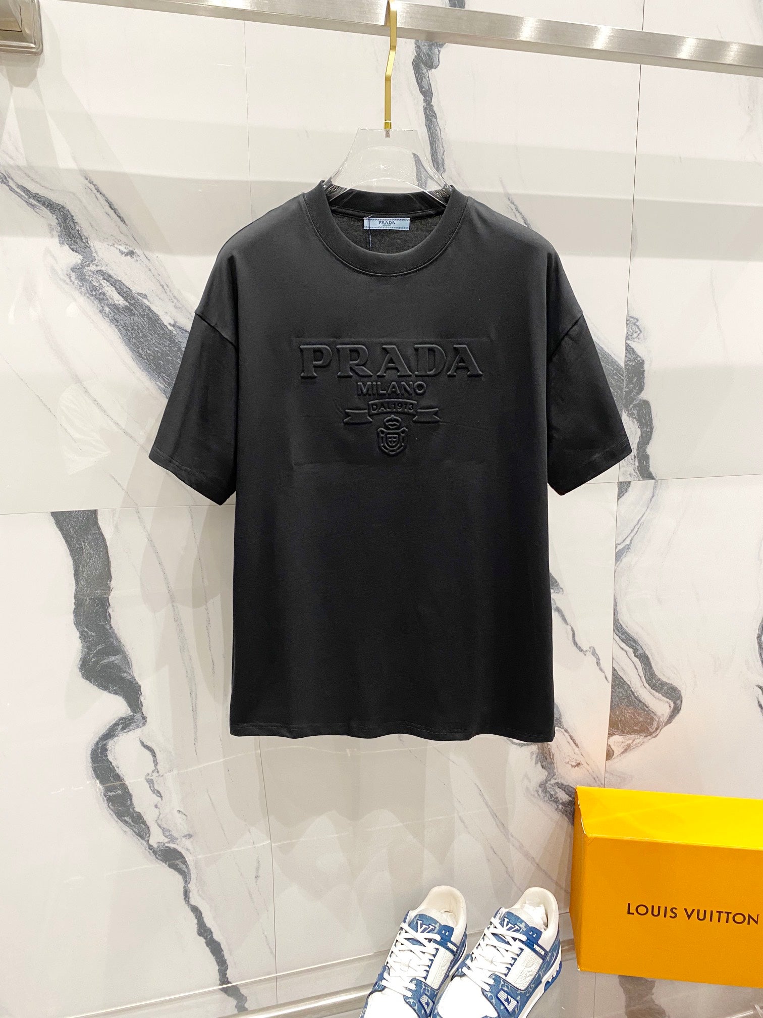 LuxluxHouse Best Quality Clothes T-shirt Prada