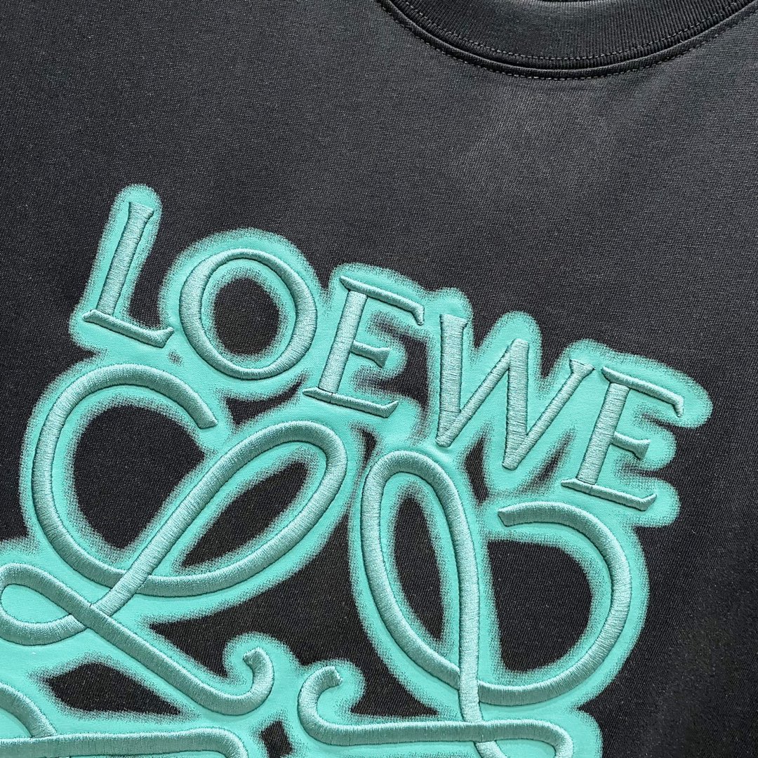 LuxluxHouse Best Quality Clothes T-shirt Loewe