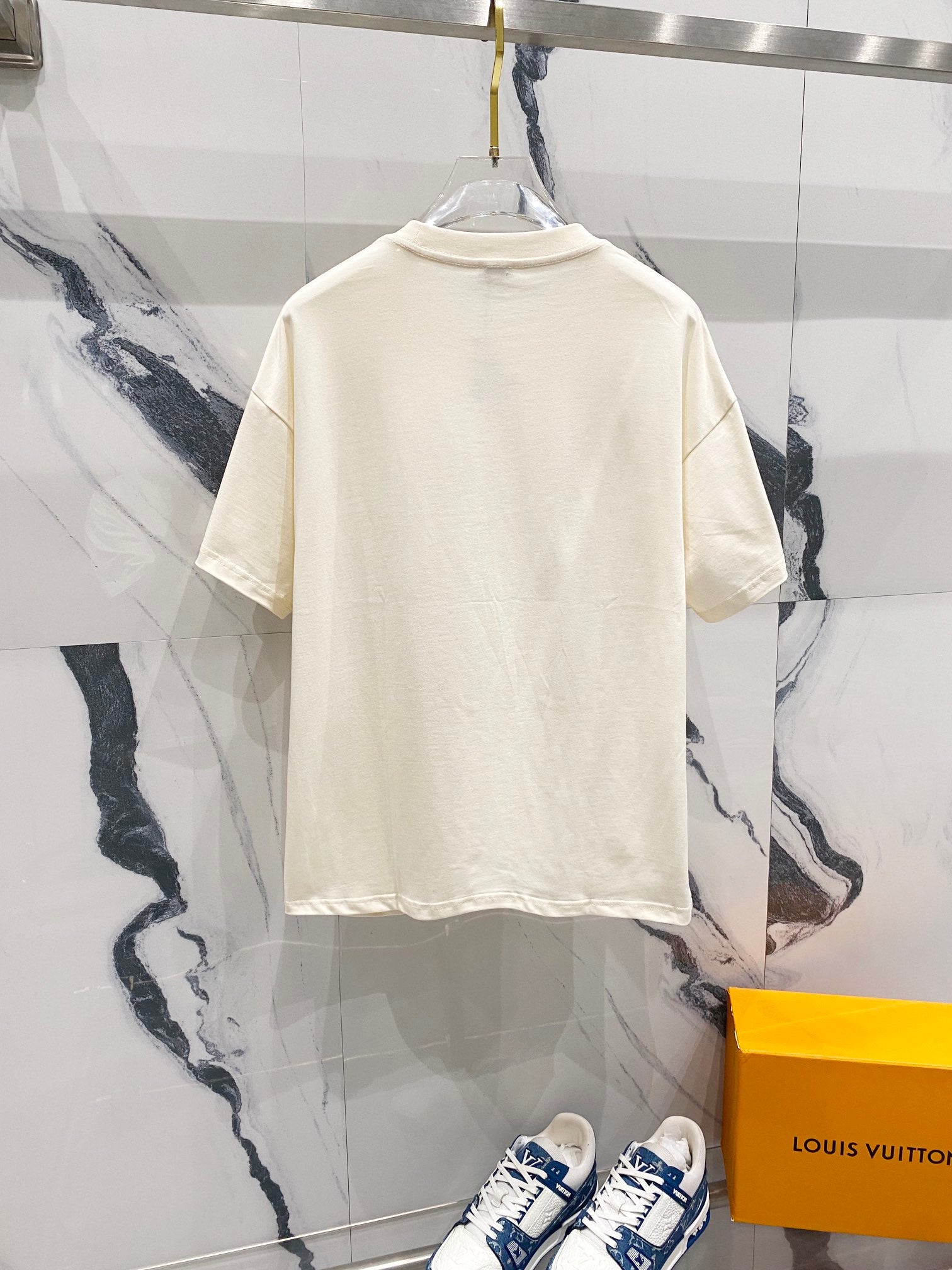 LuxluxHouse Best Quality Clothes T-shirt Loewe