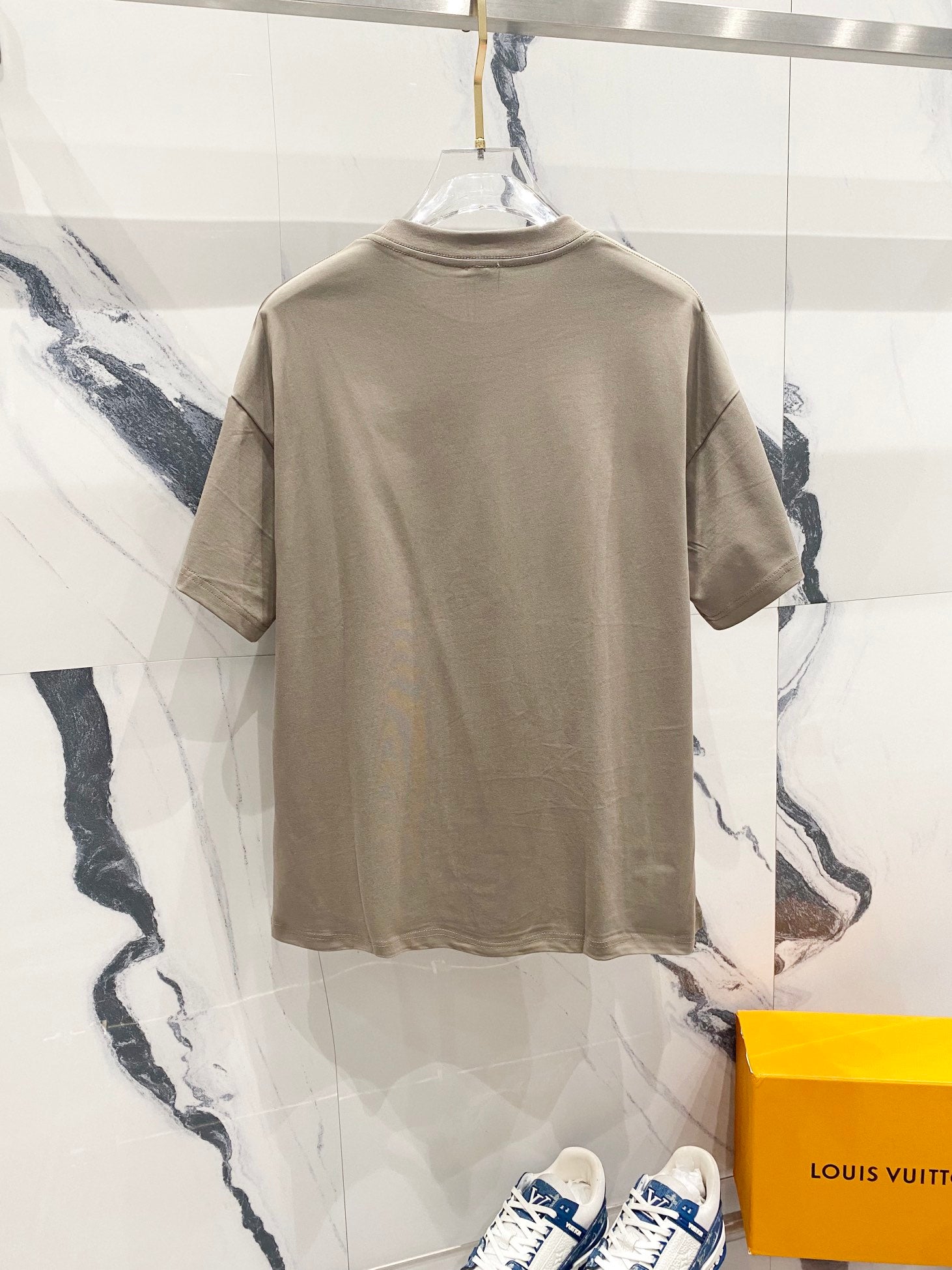 LuxluxHouse Best Quality Clothes T-shirt Loewe