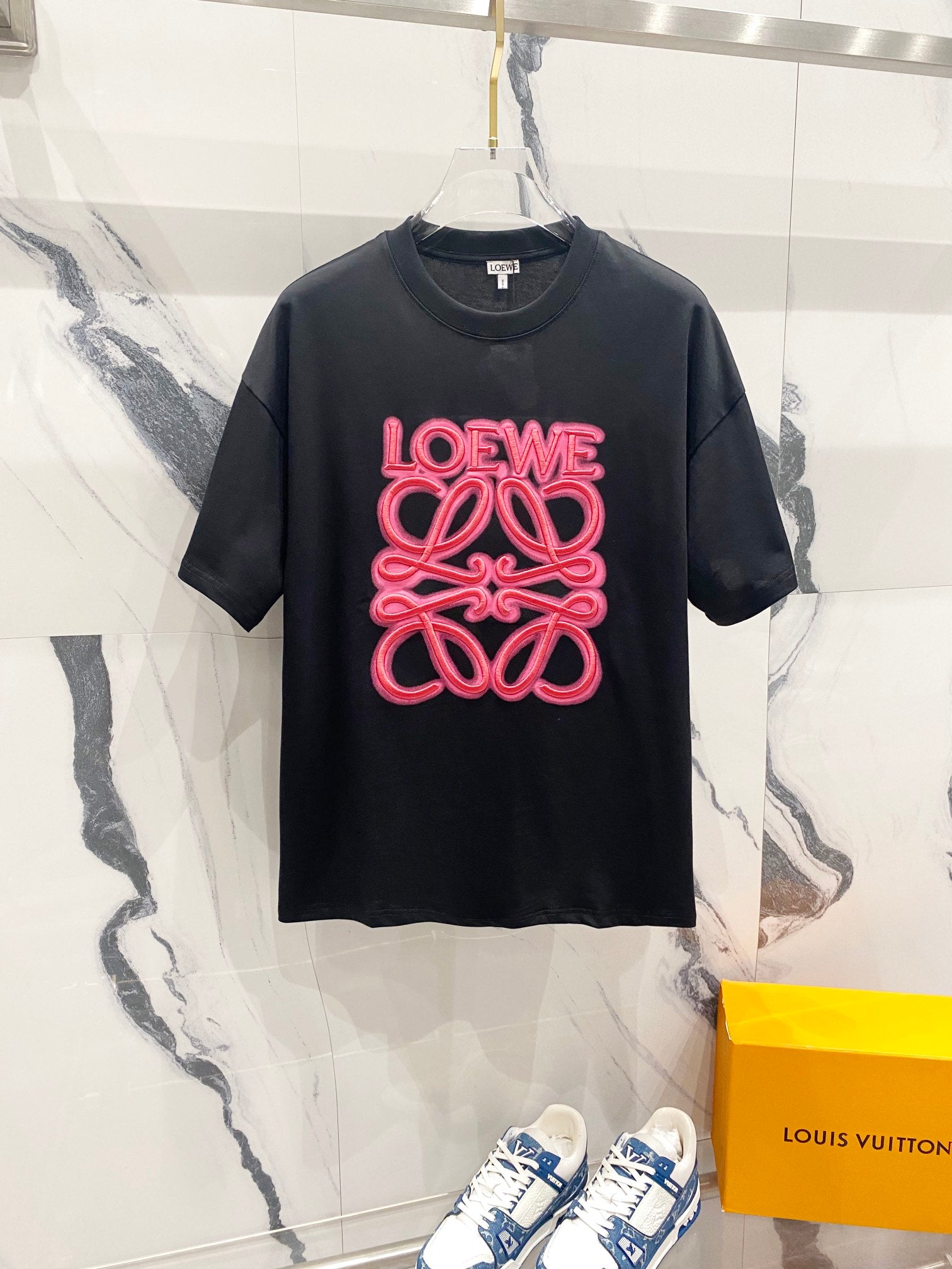 LuxluxHouse Best Quality Clothes T-shirt Loewe