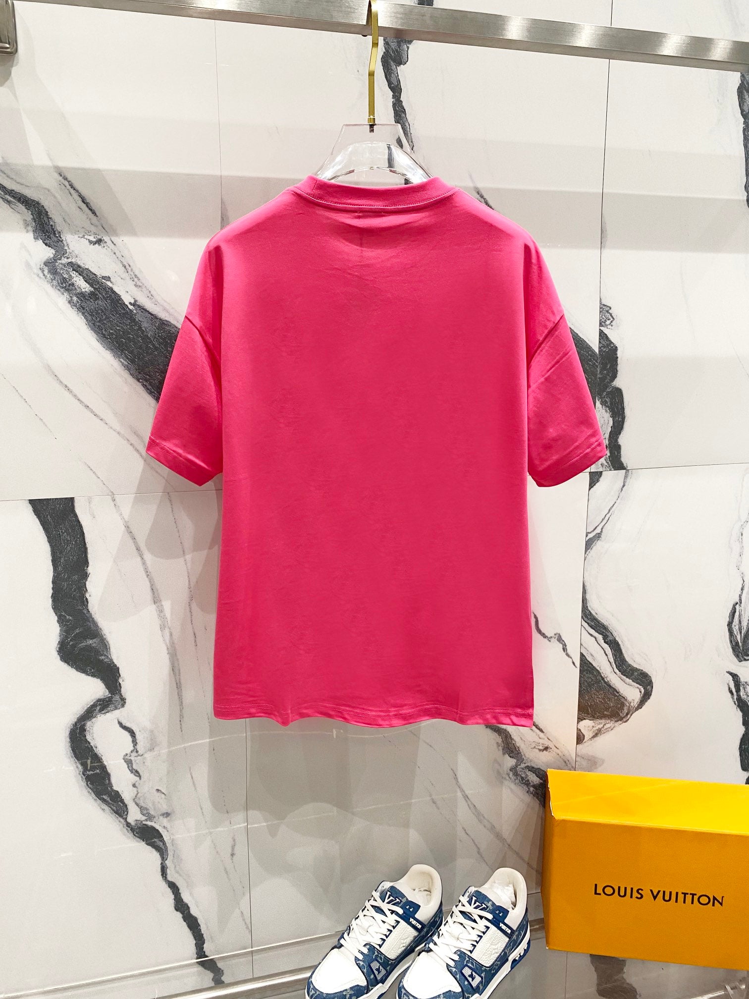 LuxluxHouse Best Quality Clothes T-shirt Loewe