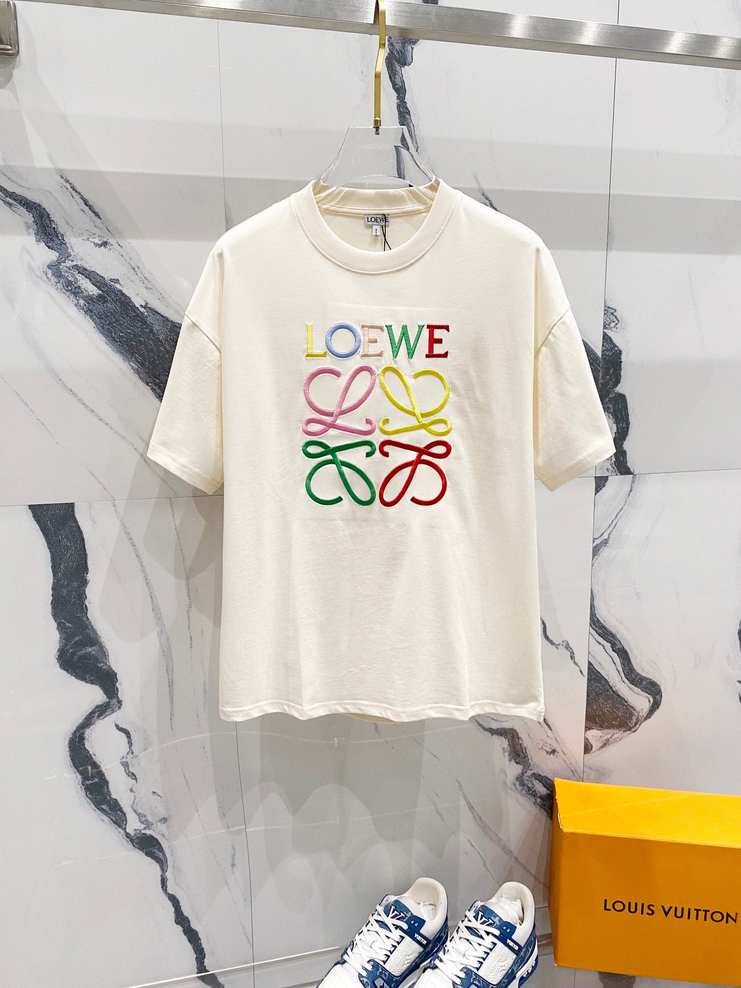 LuxluxHouse Best Quality Clothes T-shirt Loewe
