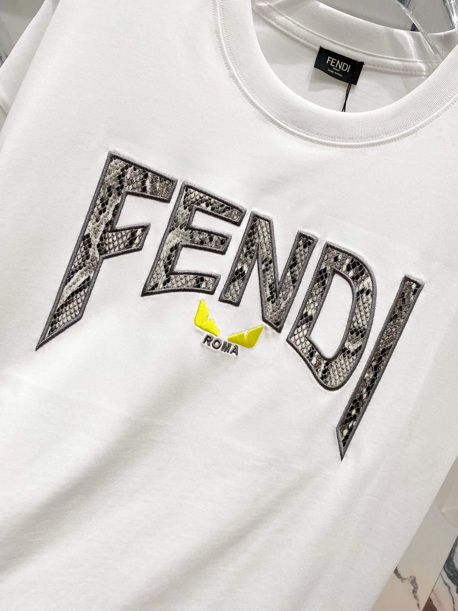 LuxluxHouse Best Quality Clothes Fendi T-shirt