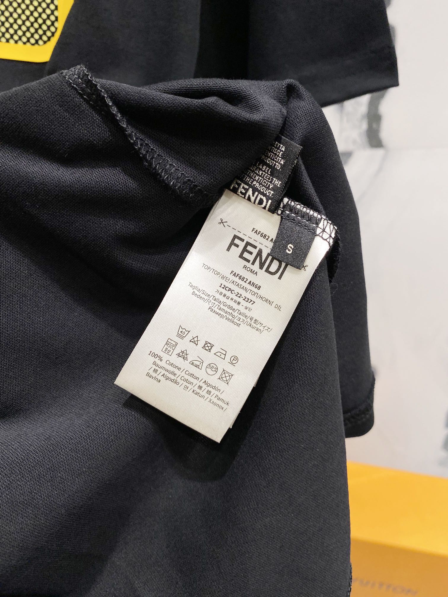 LuxluxHouse Best Quality Clothes Fendi T-shirt
