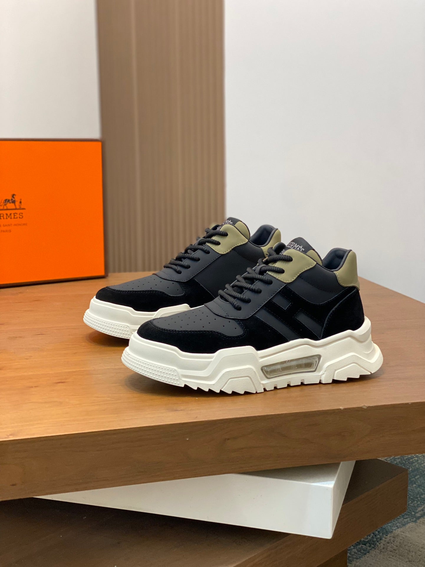 LuxluxHouse Best Quality Shoes Hermes