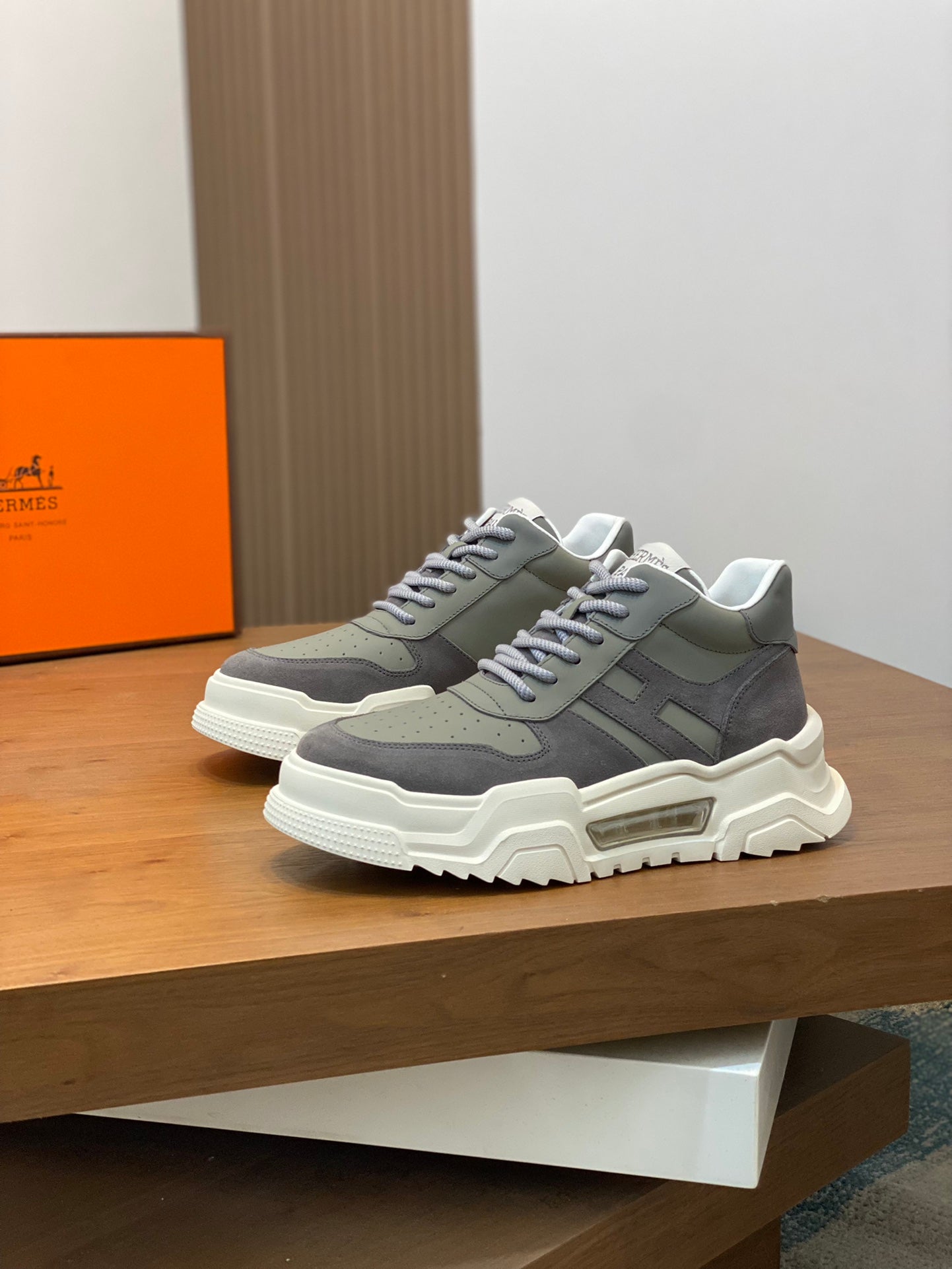 LuxluxHouse Best Quality Shoes Hermes