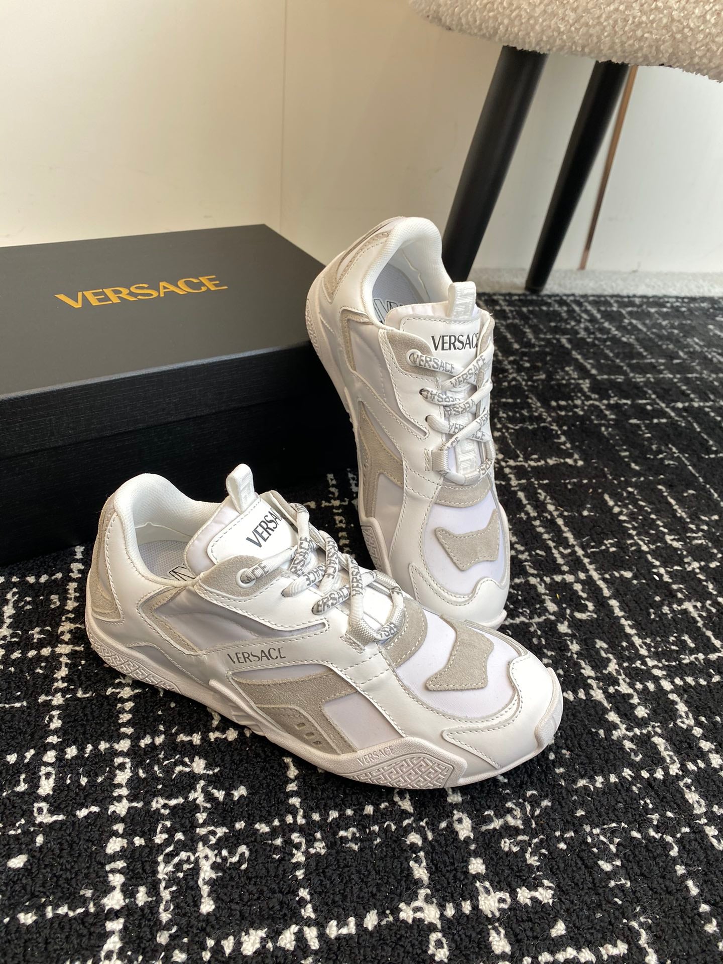 LuxluxHouse Best Quality Shoes Versace